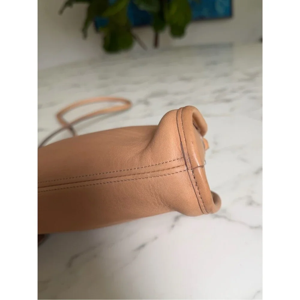 COACH Vintage Kimball Crossbody Bag 9911 Camel Stone Butterscotch Leather 90's